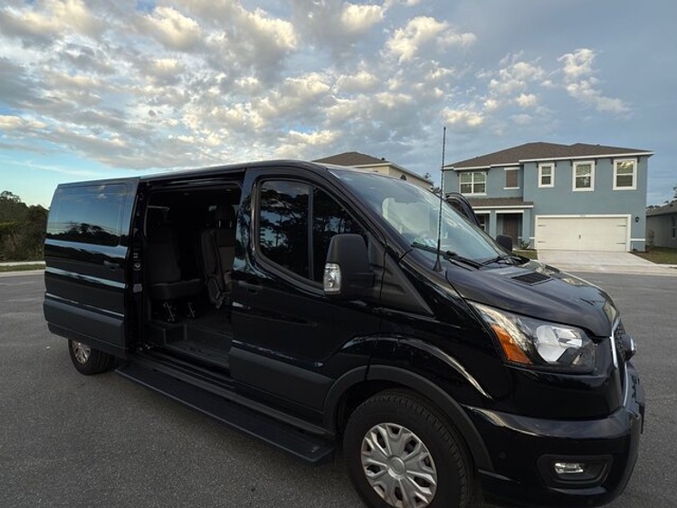 Private Transfer Van To mco, Disney and univ up to 9 passenger